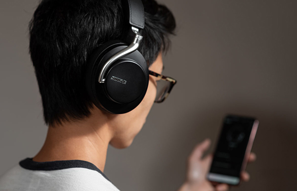 headphone-data-collection-3-1340x754.jpg