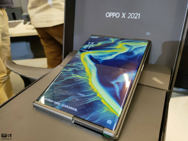▲ OPPO X 2021